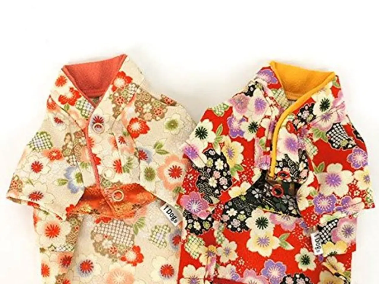 Duchess Sophie's fluted-sleeved gown motivates us to leave behind wintry whites and opt for gentle...