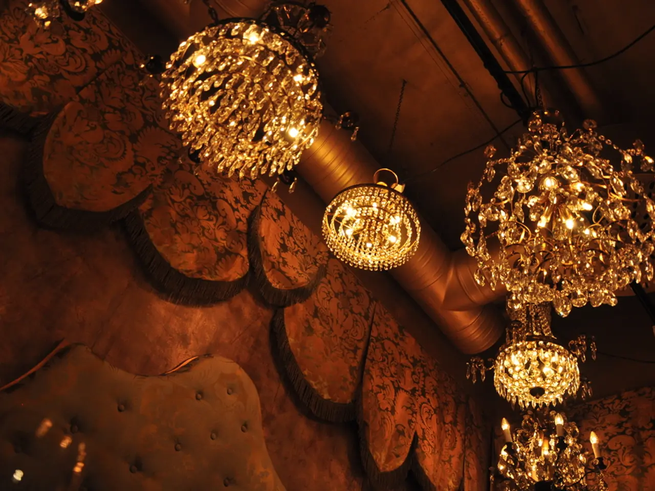 Inspiration for a Rustic Vaulted Ceiling adorned with Beams