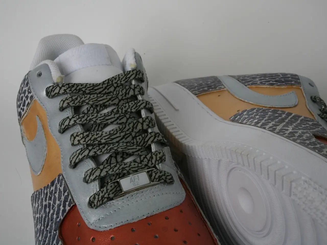 Affordable Duplicate of a Highly Acclaimed Cozy Footwear Brand Priced Under $40