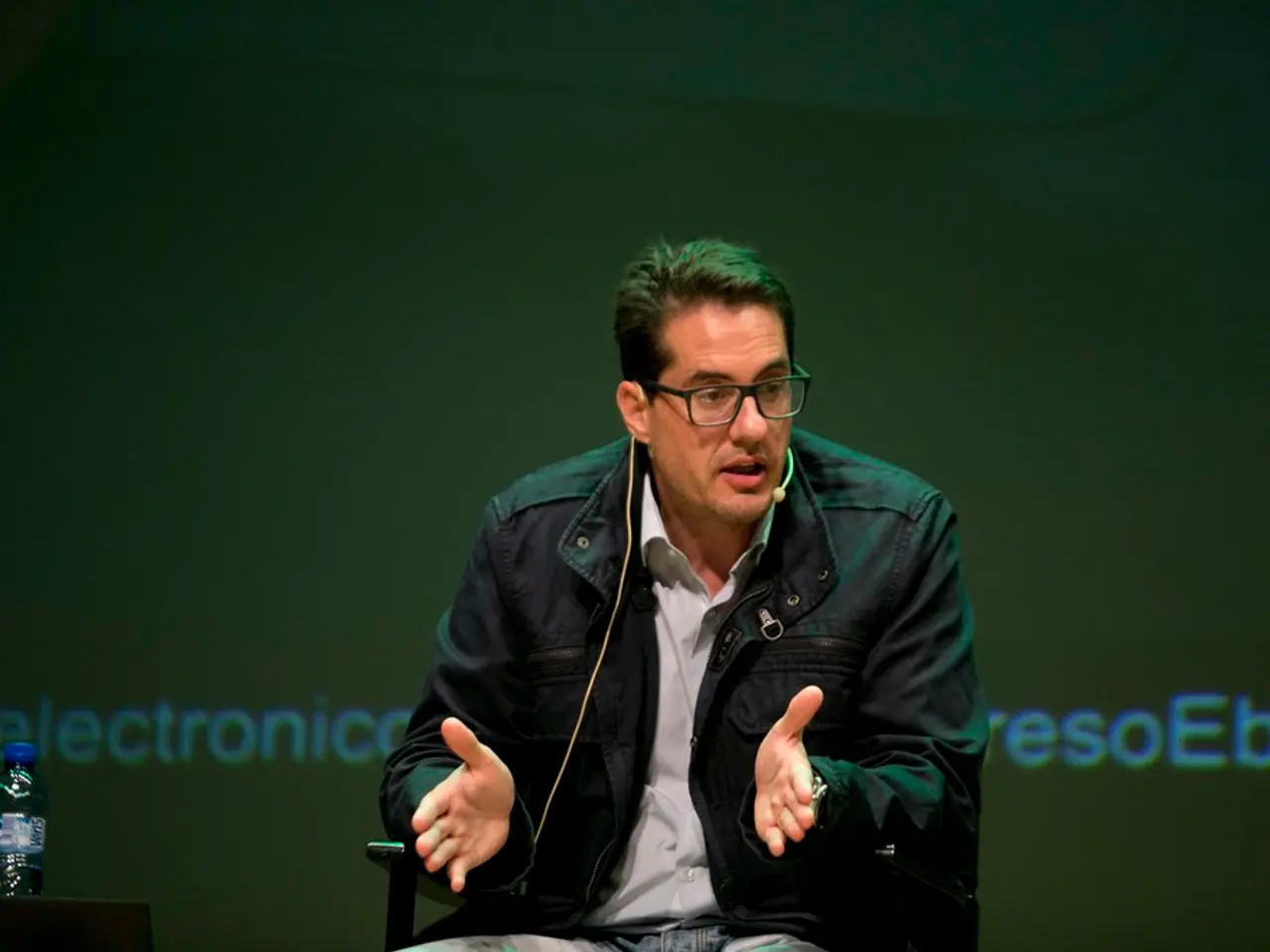 Instant Discount: Reduce the Cost of an Eye Mask Device on Amazon Canada to 53%