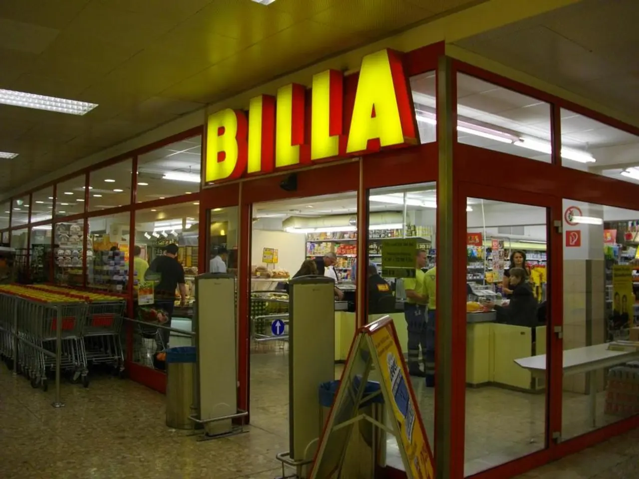 Organizational Strategies for Fashion Businesses within Their Warehouses