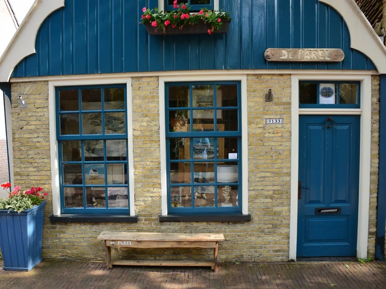 Images of Jim Irsay's Residential Property