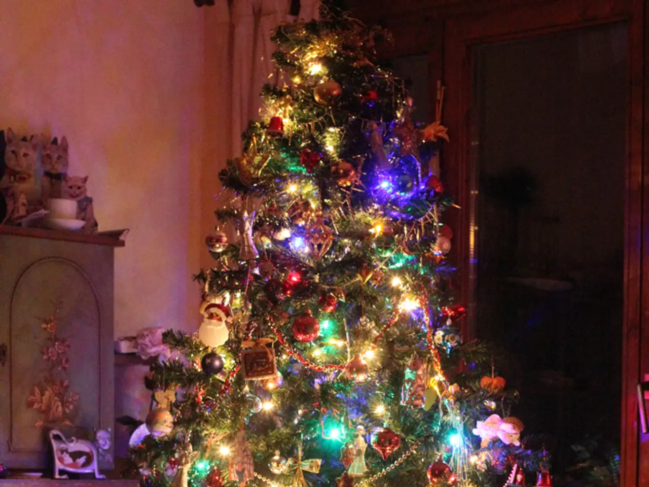 Celebrating the Heartwarming Holiday Season