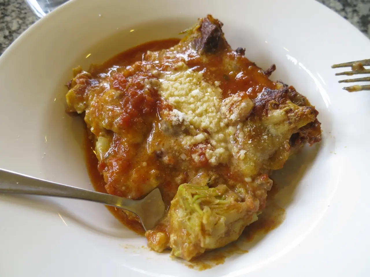 Effective Techniques for Maintaining Quartz Countertops and Avoiding Certain Cleaning Products