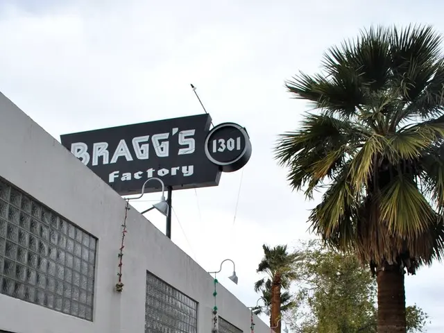 Workday in Heppenheim Forest for Youthful Employees and Apprentices