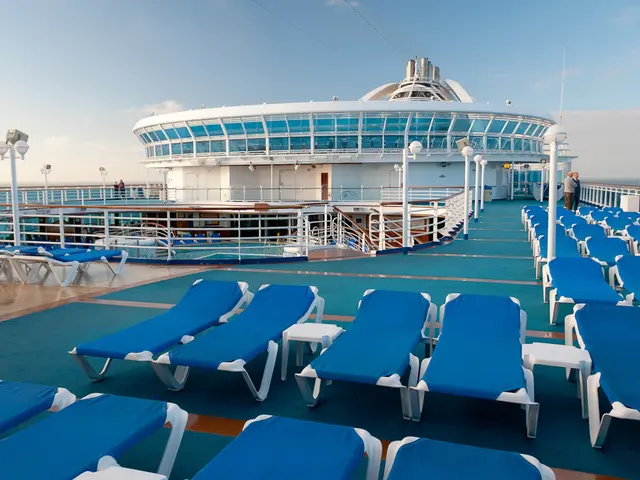 Sanlorenzo SX120 showcased in image collection