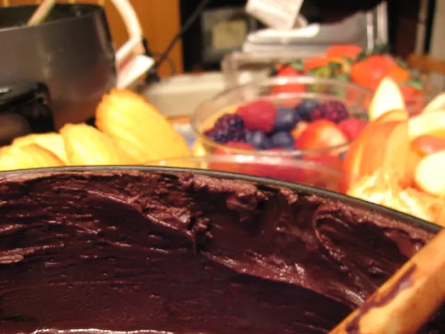 Gather around for a fun game of pickleball and a tantalizing charcuterie board!