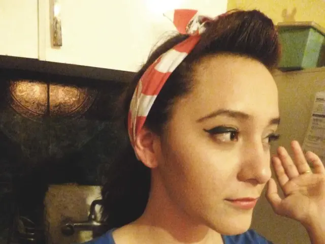 Washing secret unveiled: Incorporate a single glass of this substance into your detergent powder...