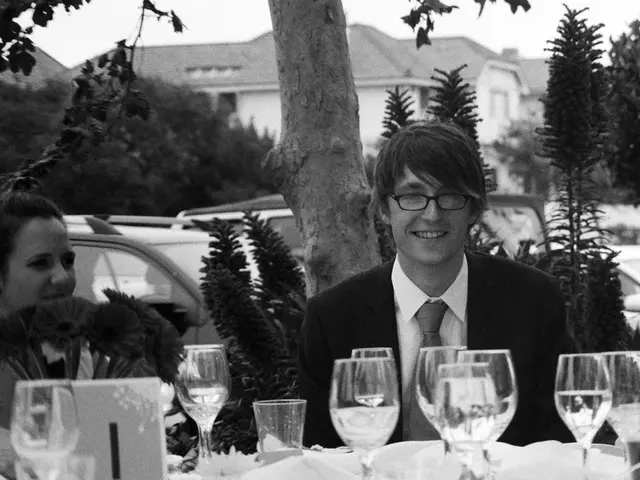 Spacious Tiny Home Ideal for Couples and Weekend Escapes: Open Concept Living in the Cozy Chipper...