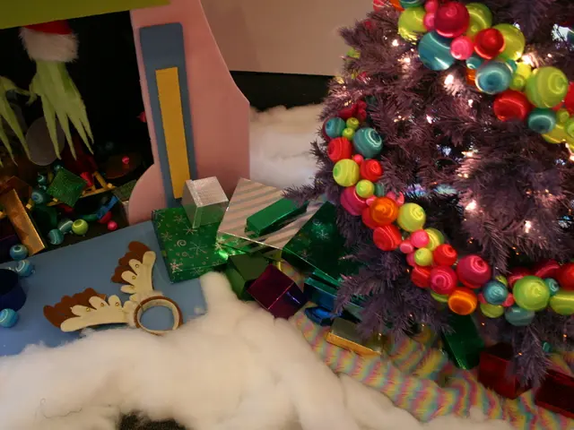 Compact Christmas Tree Concepts for Limited Areas: 5 Budget-Friendly Options